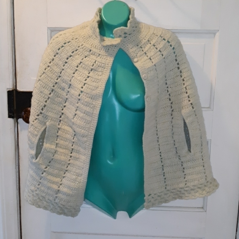 Vintage 1970s handmade crochet shawl cape